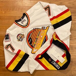 Vintage Vancouver Canucks Cliff Ronning center ice authentic hockey jersey